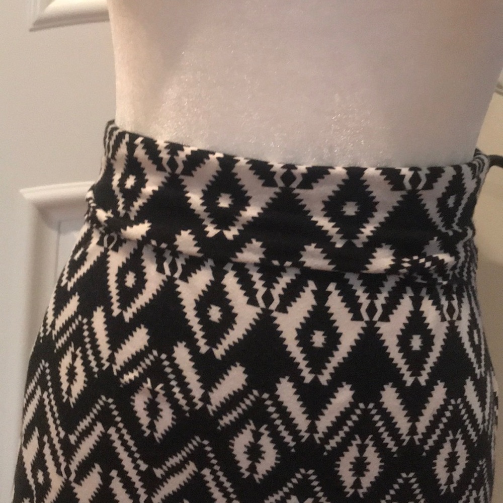 Windsor Maxi Skirt - Picture 3 of 3